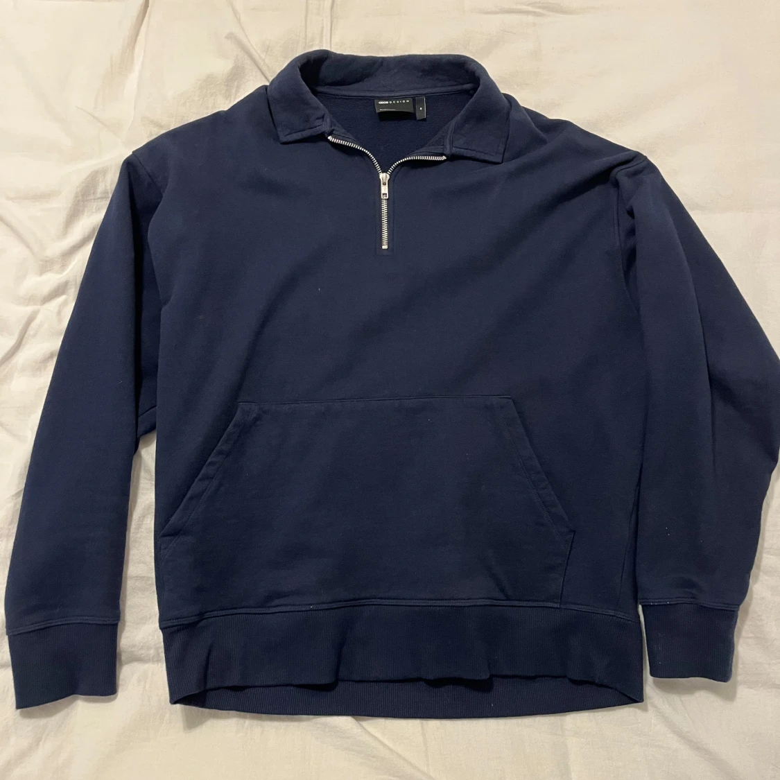 Mörkblå halvzip tröja från ASOS DESIGN - 2