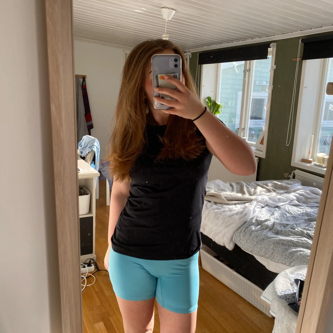 Turkosa träningstights shorts från Gymshark - 2