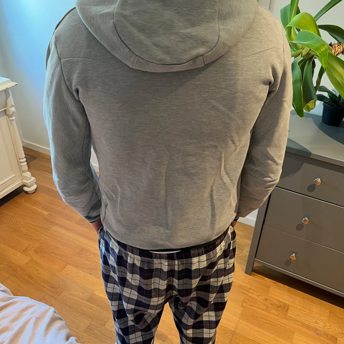 Grå hoodiejacka från Nike - 2