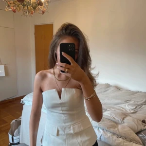 Finaste toppen  - Som ny! 