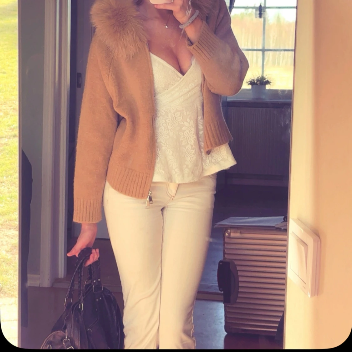 Beige stickad jacka  - 1