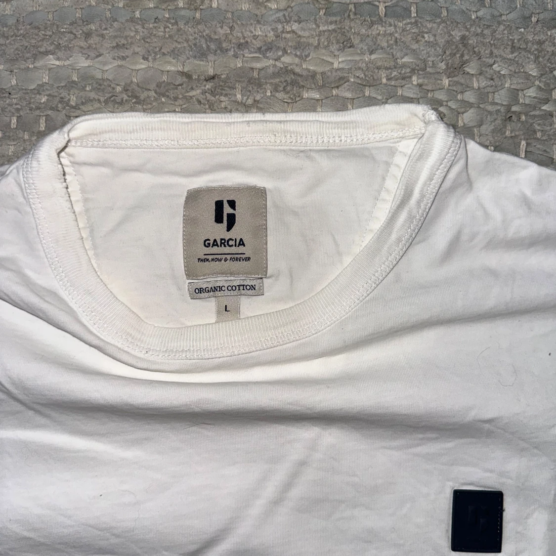 Vit t-shirt från Garcia i bomull - 1