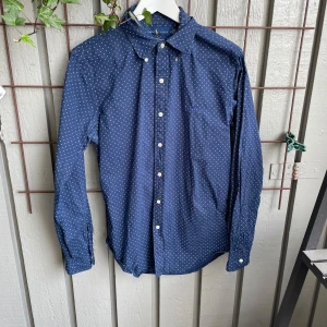Ralph Lauren Skjorta! M - Snygg skjorta! Till ett bra pris!
