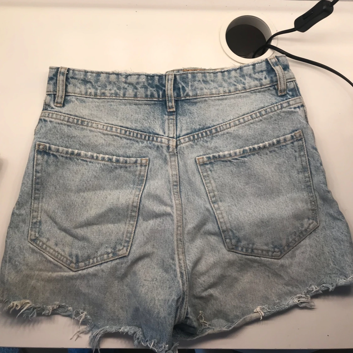 Högmidjade jeansshorts från Zara - 1