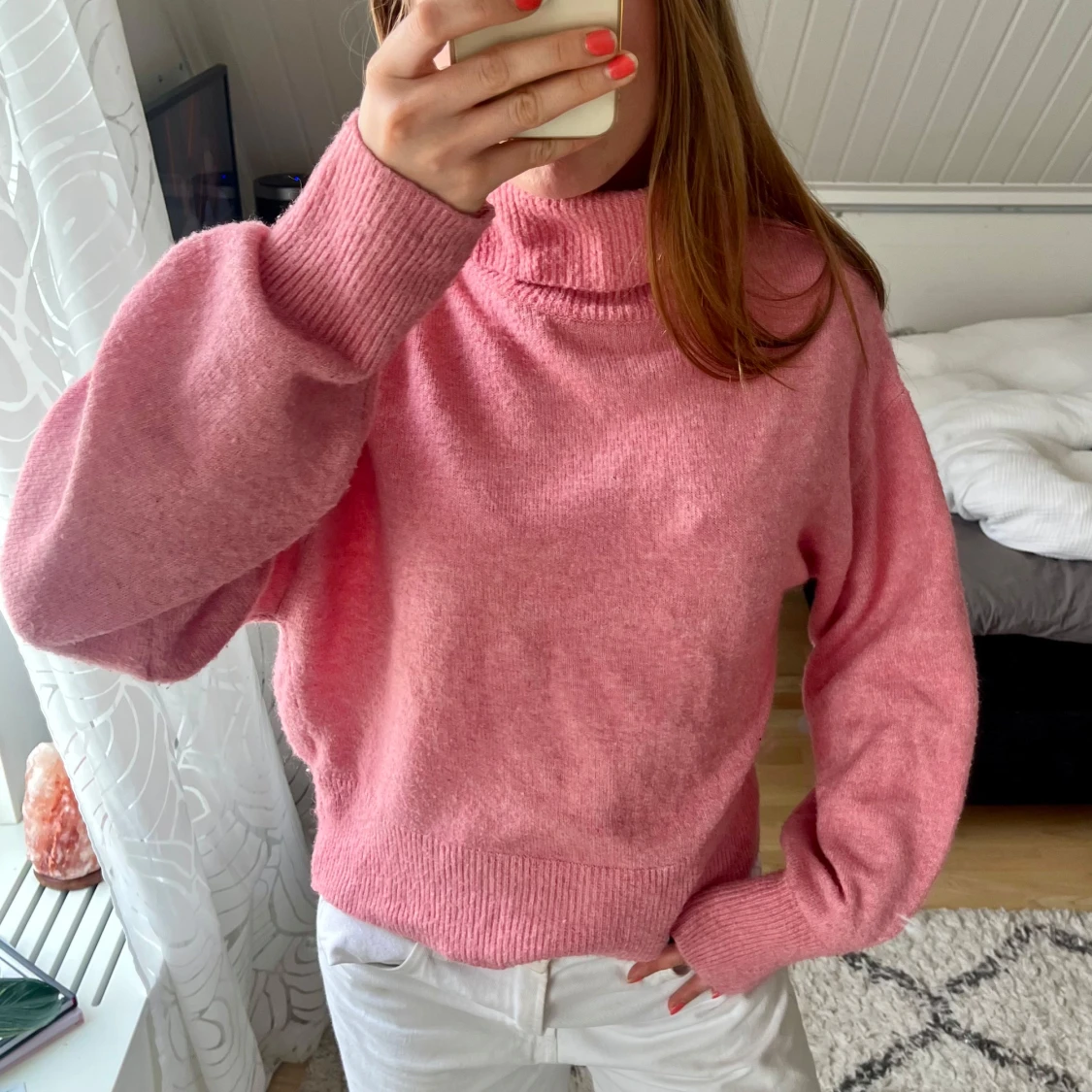 Rosa stickad polotröja