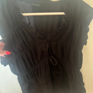 Blus Gina tricot  - Super fin blus (oanvänd) från Gina. Storlek M passar även lite större. 