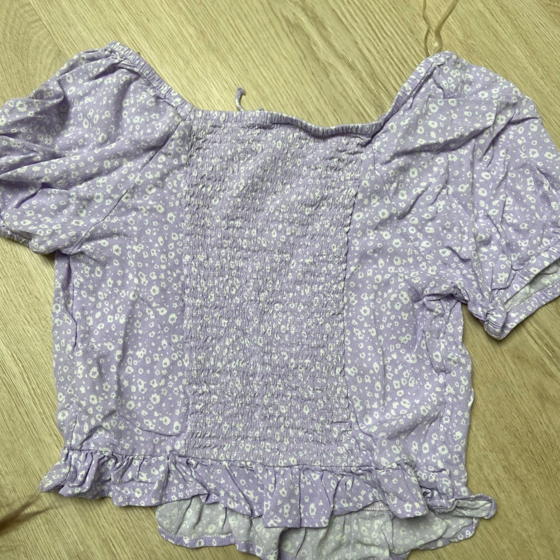 Ljuslila blommig blus från Lindex - 1