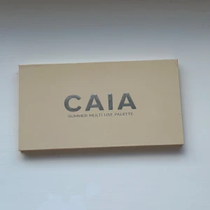 Caia summer multiuse palett  - Caia pallet, limited edition som är slutsåld