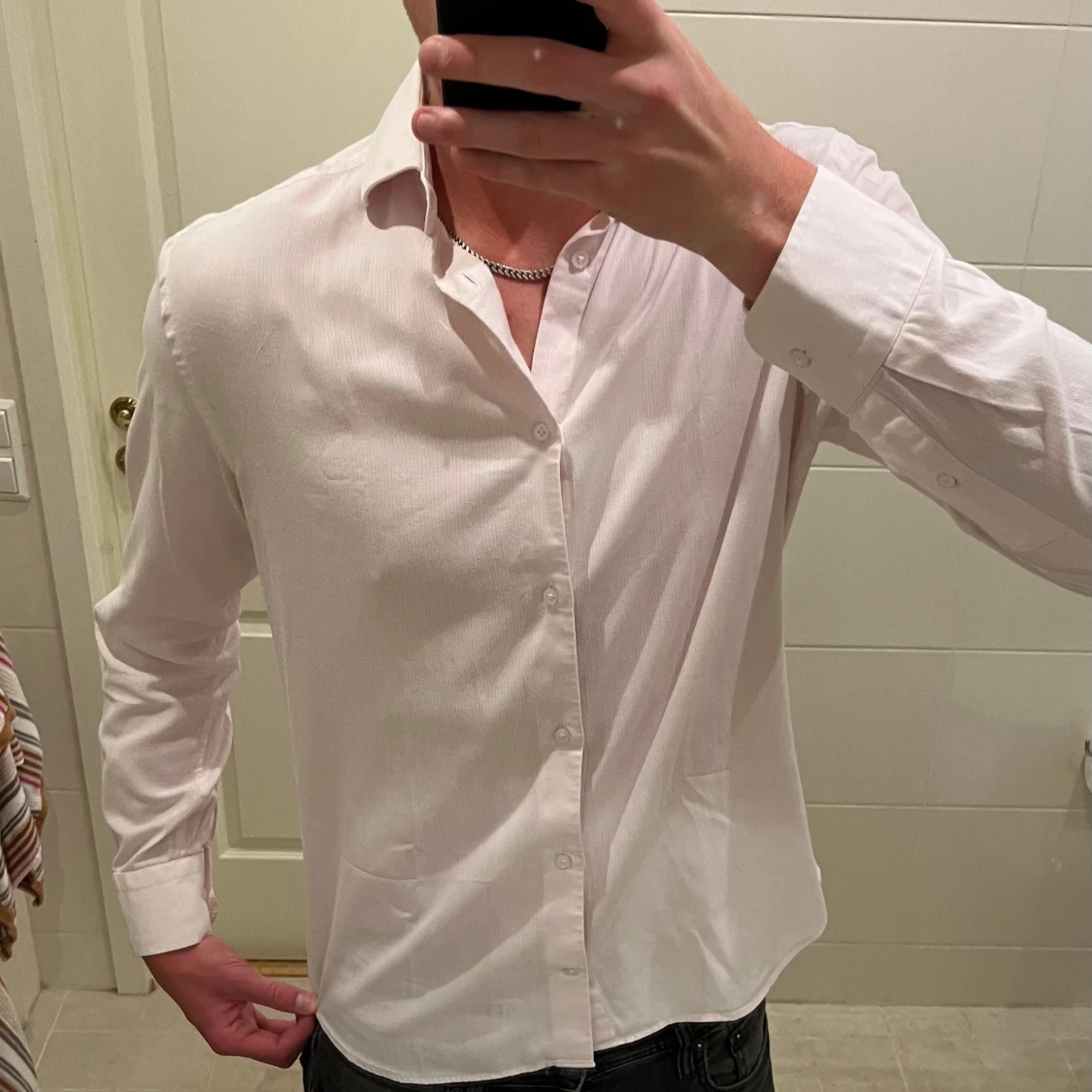 Ljusrosa skjorta från Riley slim fit