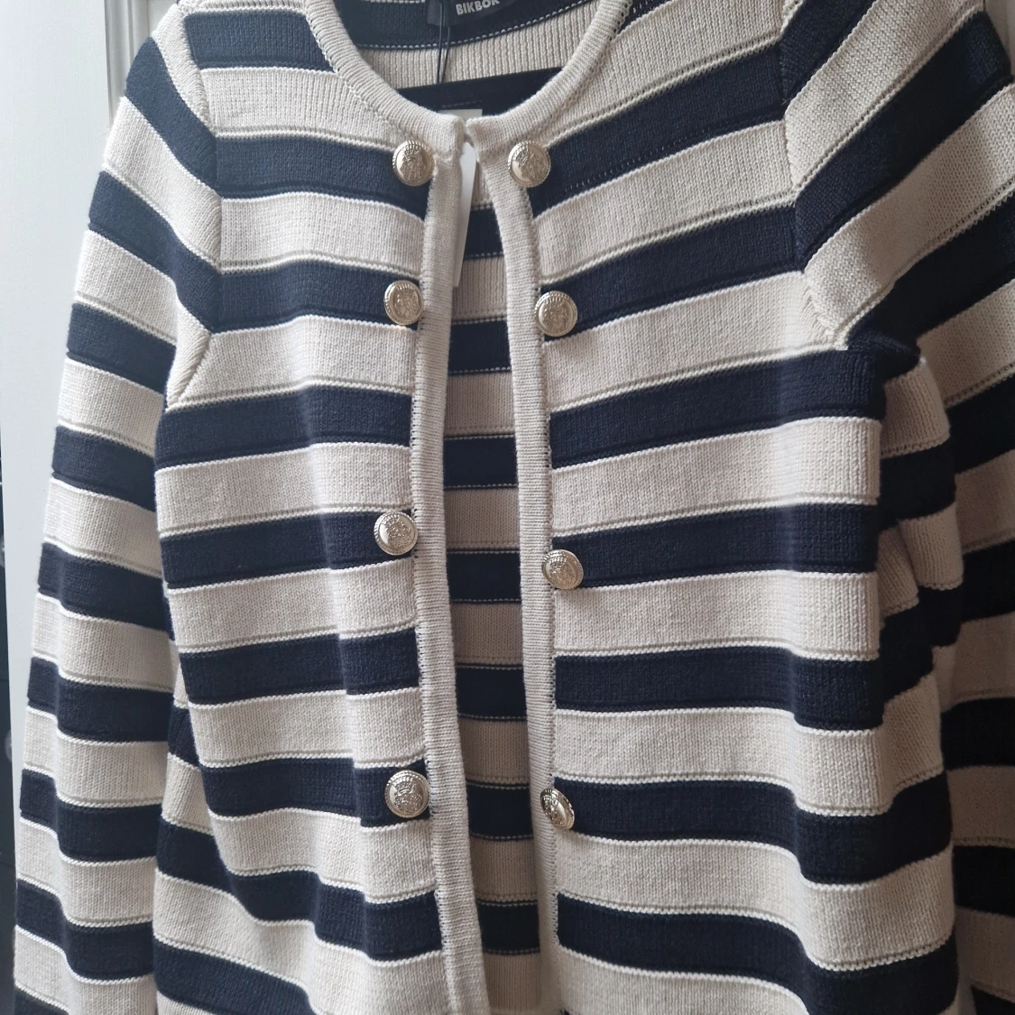 Randig stickad kofta från Bik Bok - 2