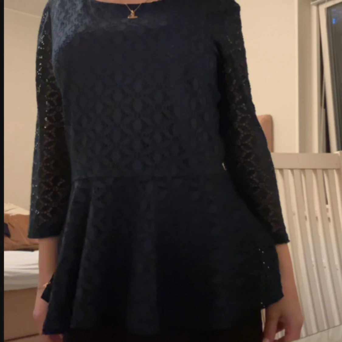 Mörkblå topp från Vero Moda