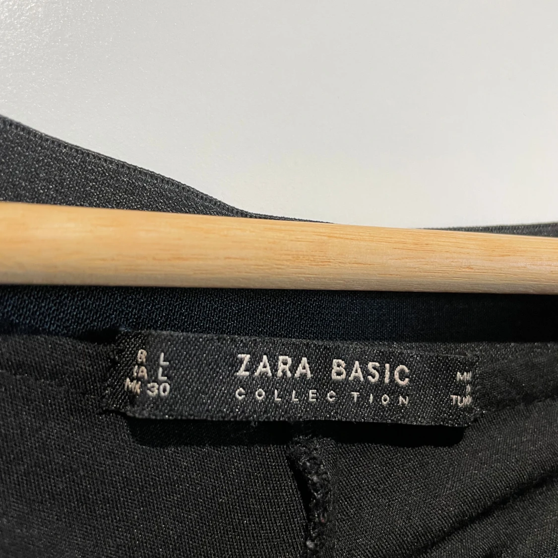 Svarta byxor med vit sidoremsa Zara - 2