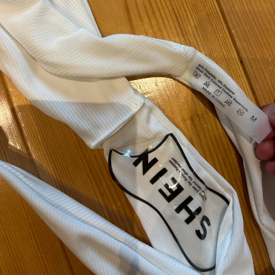 Vit bikiniunderdel från SHEIN - 2