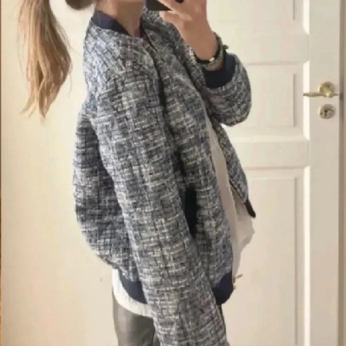 Blåvit bomberjacka💕 - 1