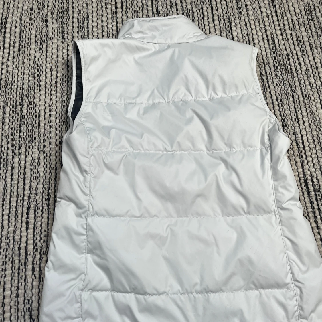 Vit dunväst från Tenson - 1