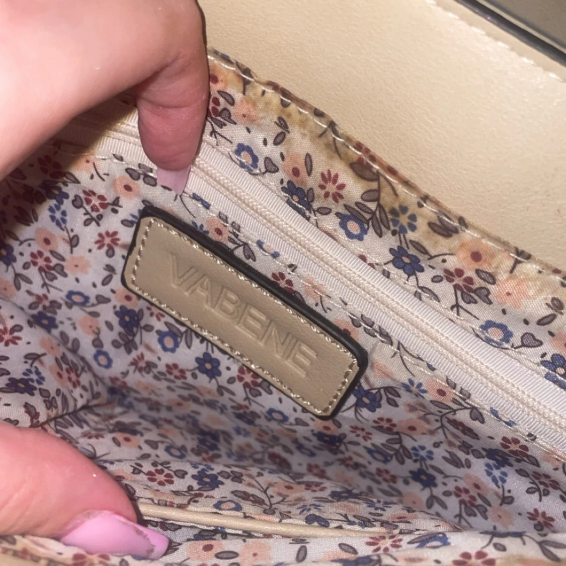 Beige axelväska från Vabene - 2