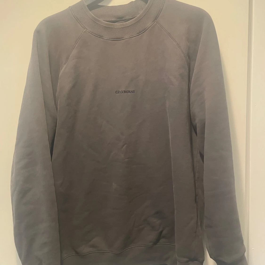 Grå sweatshirt från C.P. Company, brushed cotton