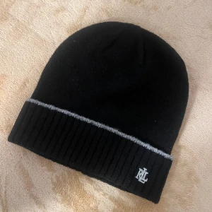 Ralph Lauren beanie & scarf  - Not used, original price 140e
