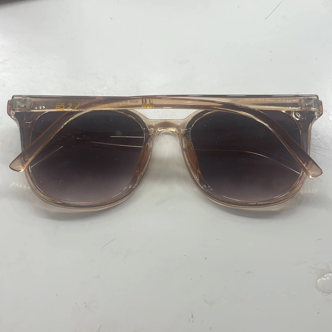 Beige transparenta solglasögon - 1