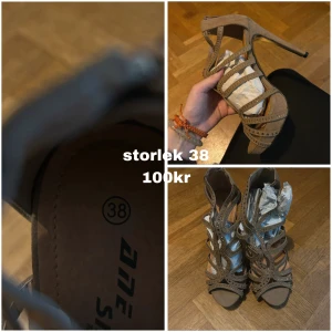 Beige Klackskor  - oanvända, storlek 38