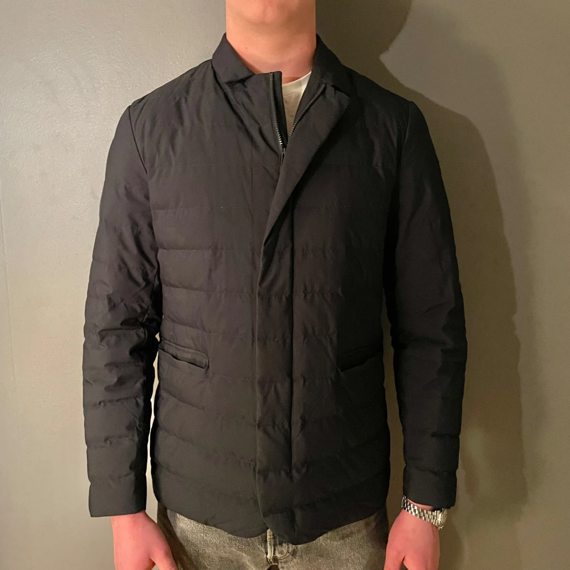 Mörkblå dunjacka från Massimo Dutti