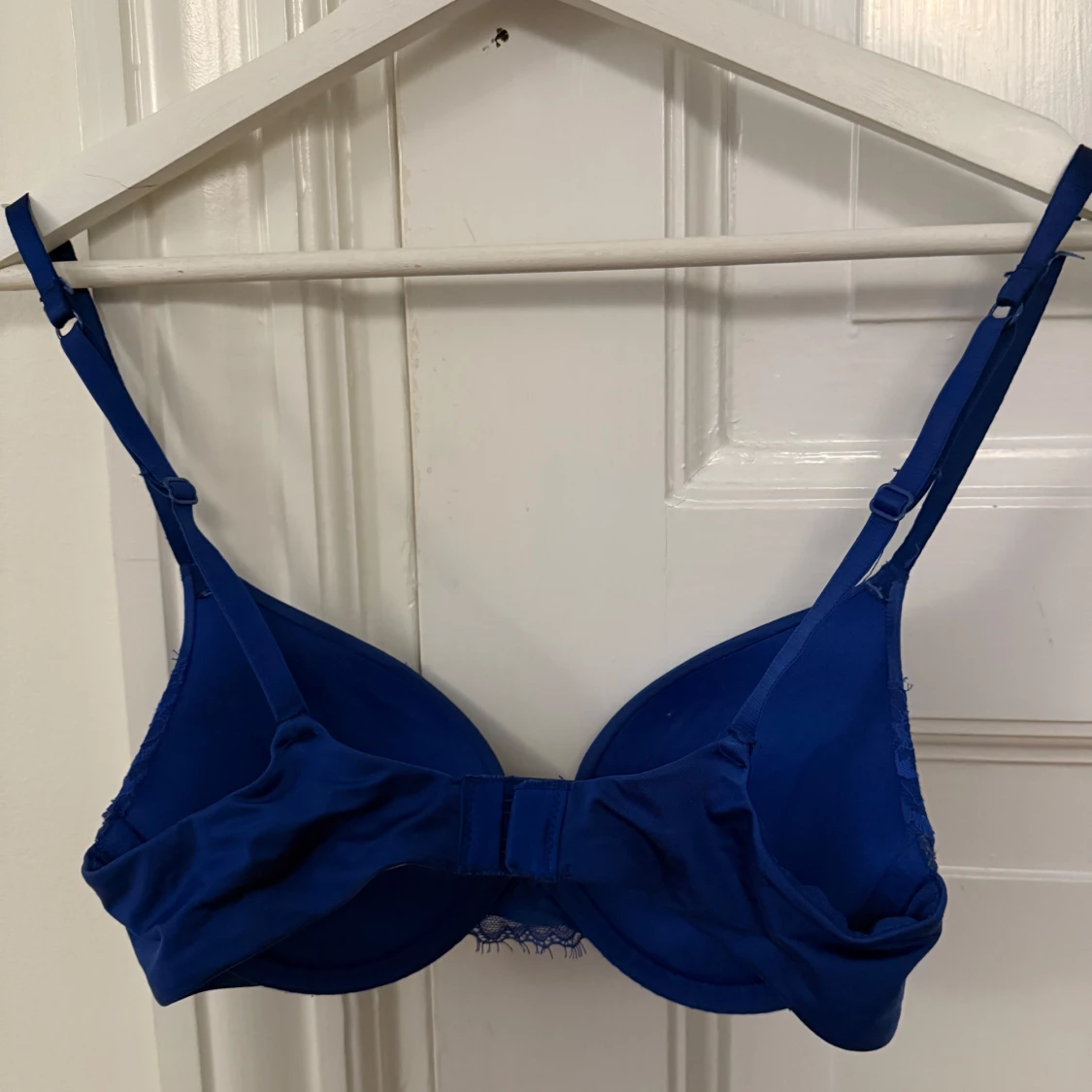 Blå bh med spetsdetaljer - 1