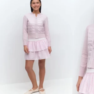 SÖKER - SÖKER JACKA I 170, Priset kan diskuteras 🤩🤩