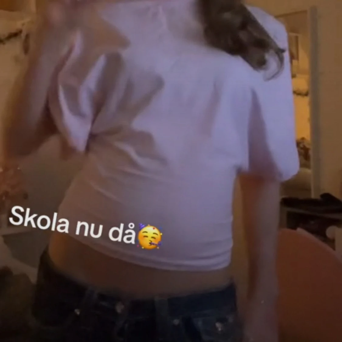 Ljusrosa t-shirt med vida ärmar från NELLY - 1