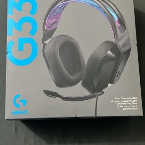 G335 gaming  - Jättefina knappt använda funkar för konsol och pc