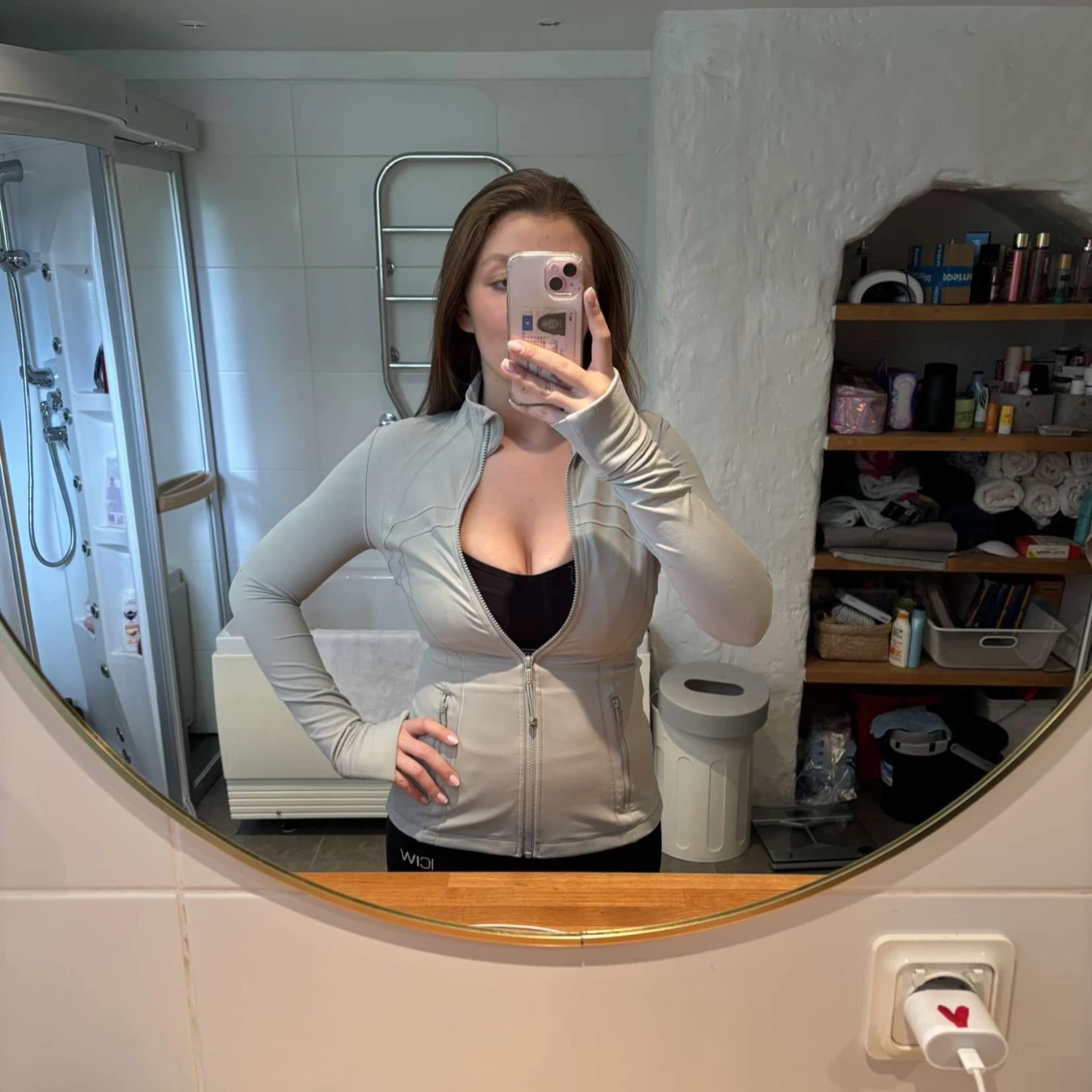 Mint grön lulu lemon zip up❤️(storlek 6)