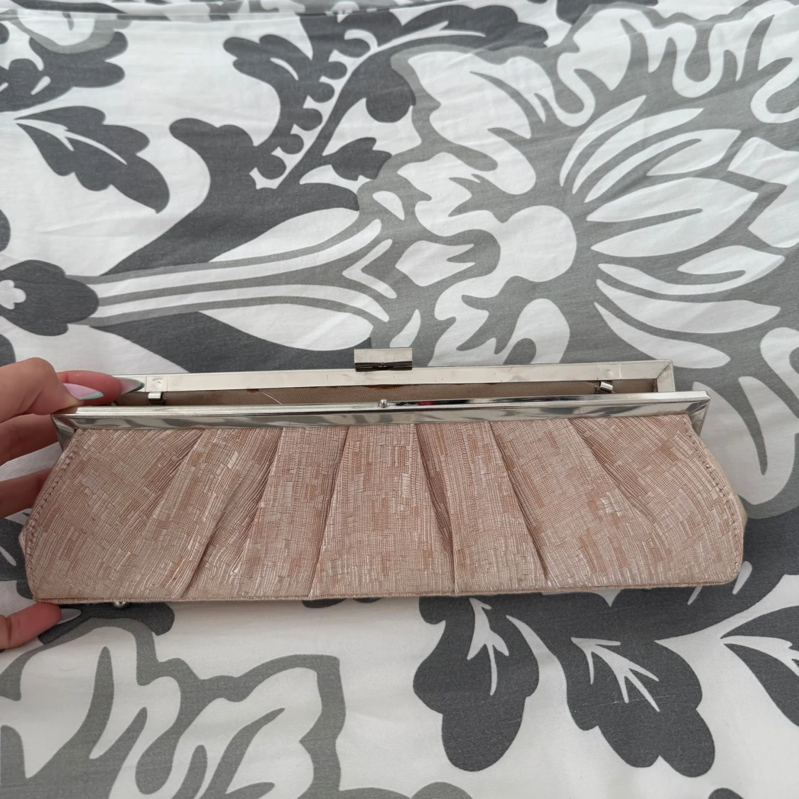  Ljusrosa kuvertväska från Totem - 1