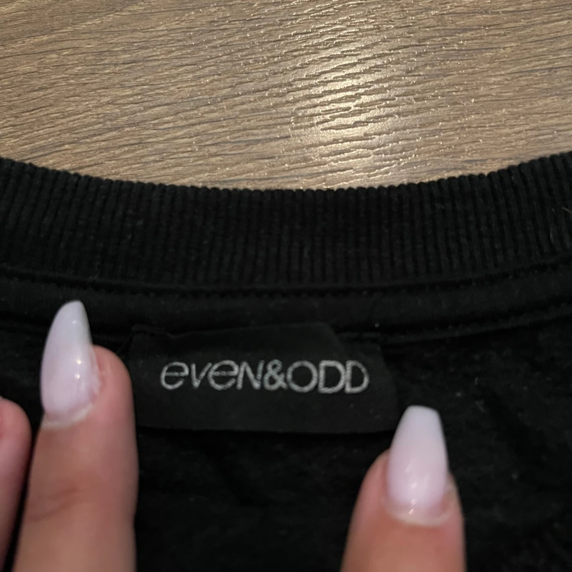 långärmad offshoulder tröja  - 1