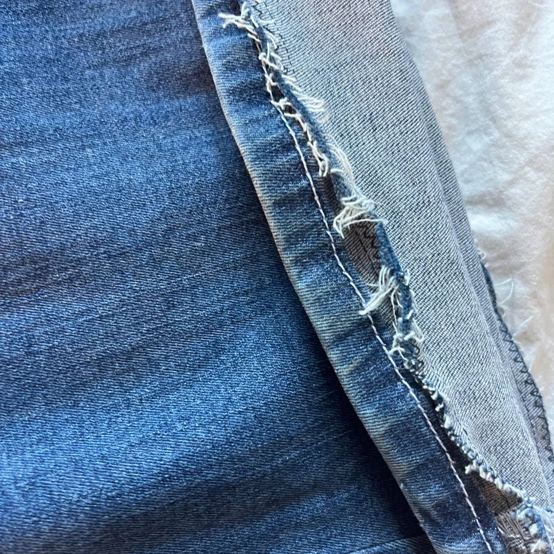 Blå bootcut jeans från Nelly  - 4