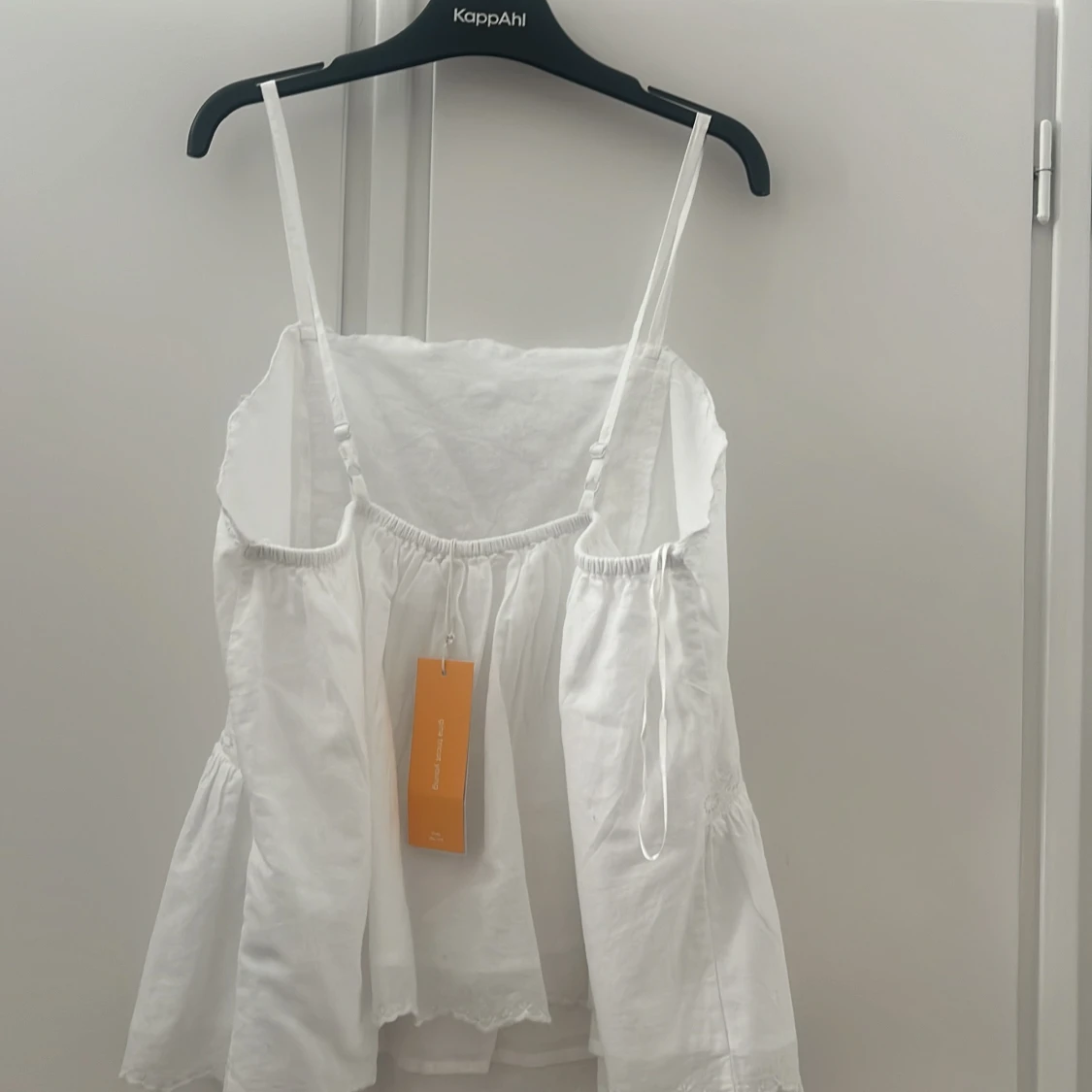 Vit broderad linnetopp från KappAhl - 1