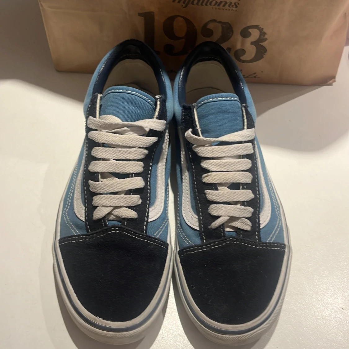 Blå och svarta Vans Old Skool sneakers - 2