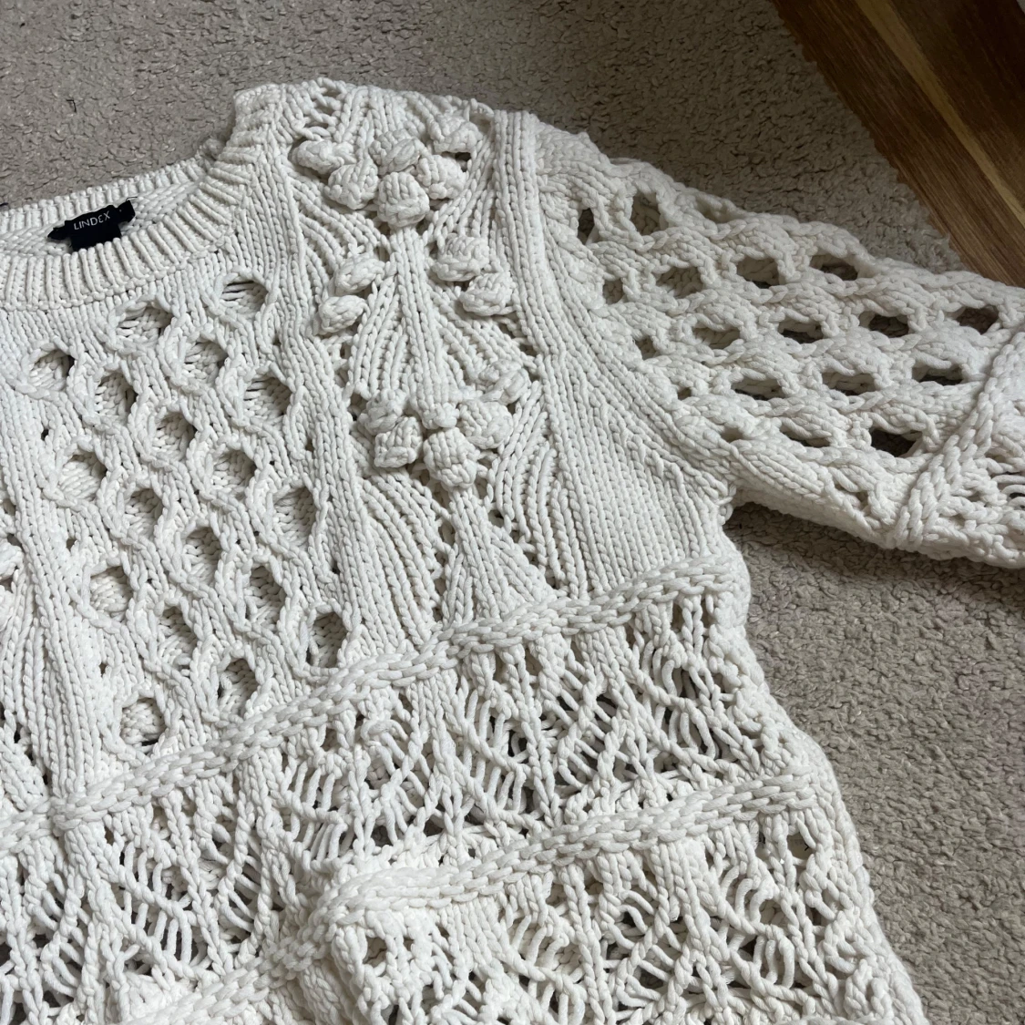 Vit stickad tröja från Lindex - 1