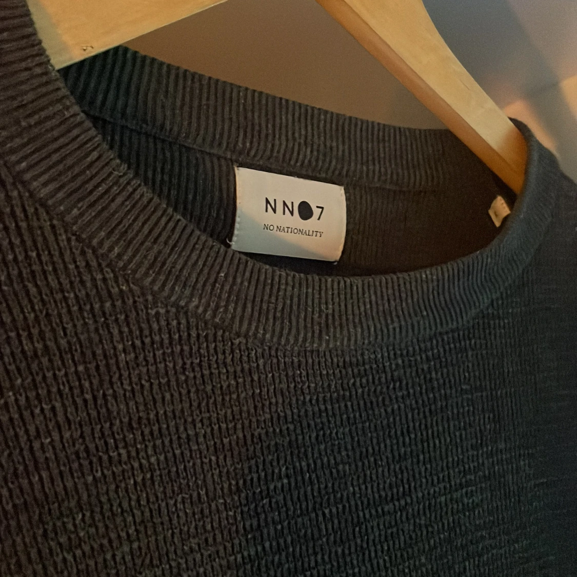 Mörkgrå stickad tröja från NN07 - 1