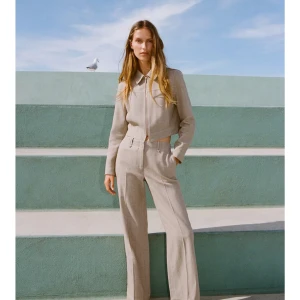 SÖKER DETTA SET FRÅN ZARA! - Storlek xs eller S!! SÖKER DETTA 