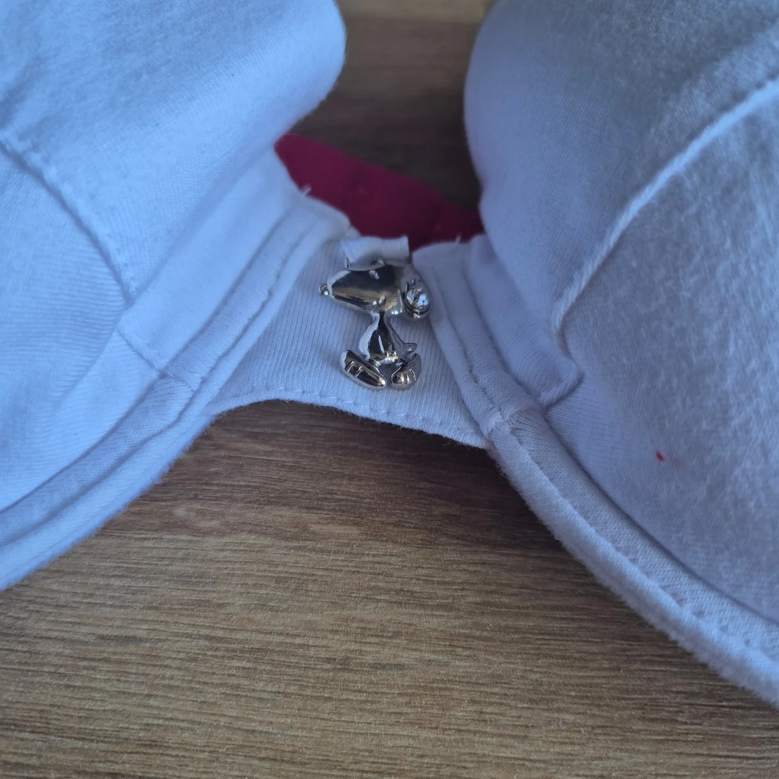 Ny BH vit och röd bh med Snobben 80B - 2