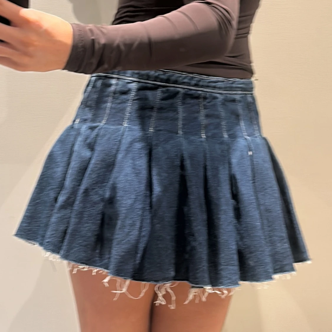 Blå jeanskjol med dragkedja - 1