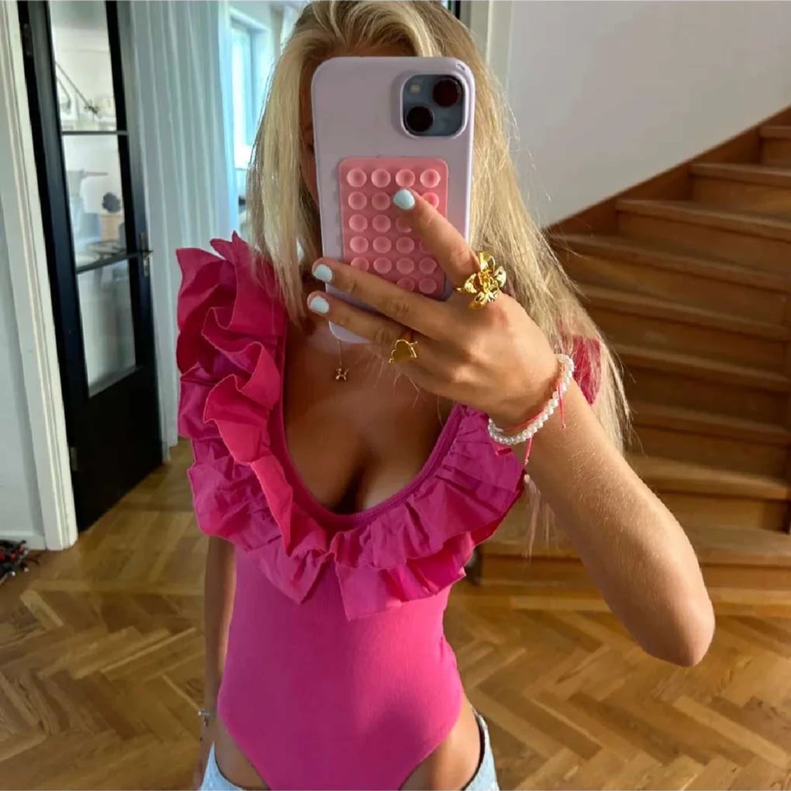 Rosa volangprydd bodysuit - 3