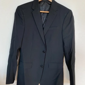 Svart kavaj - Bra skick.