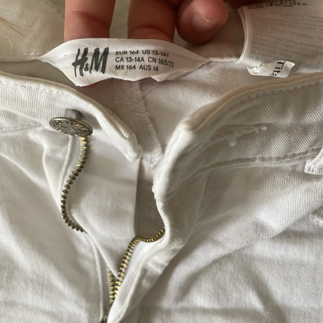 Vita jeansshorts från H&M - 2