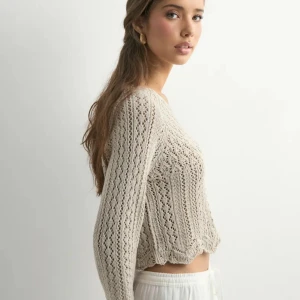 ONLY tröja  - Superfin tröja från ONLY💞 Lappen är avklippt men sitter som en XS/S, använd endast 2-3 gånger