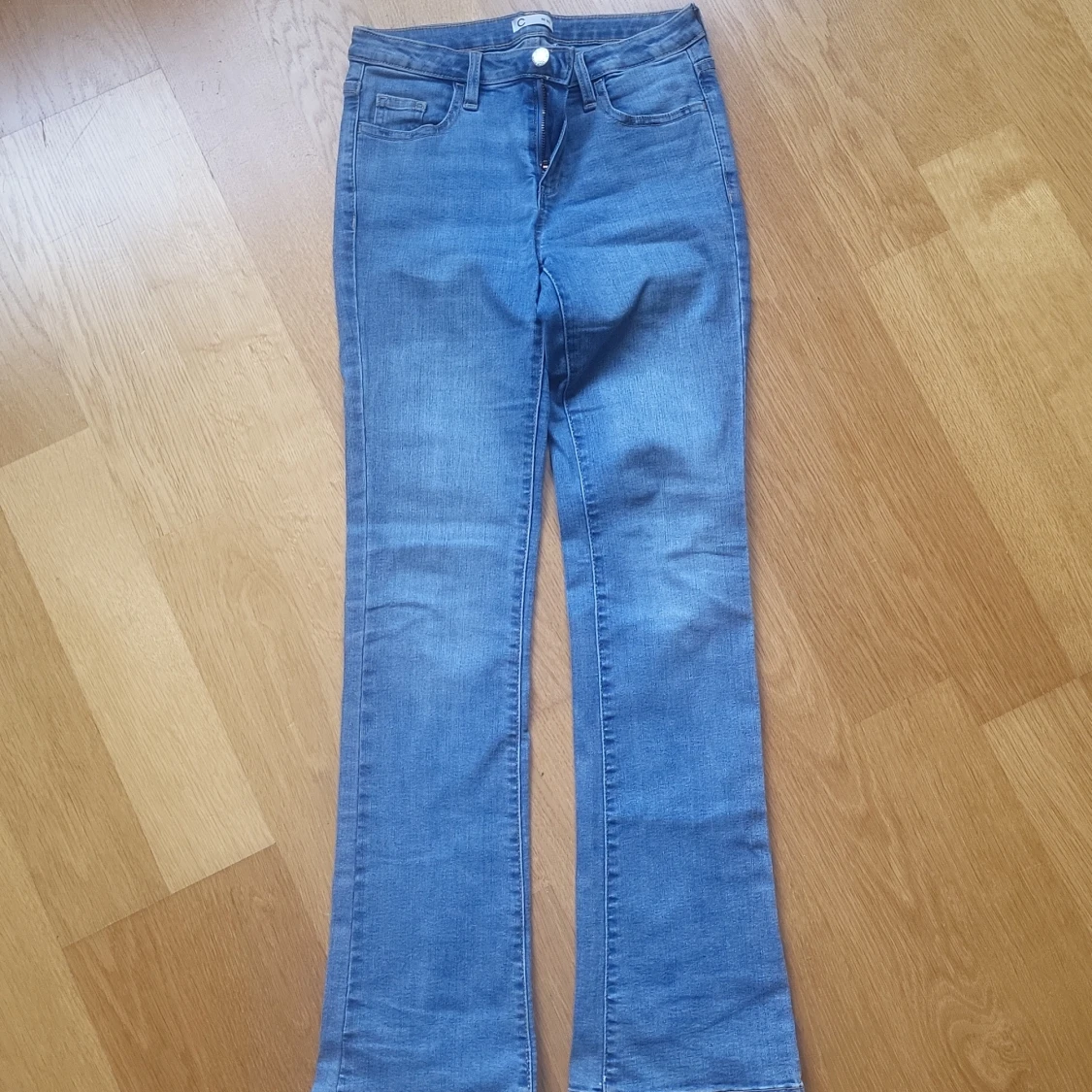 Blå bootcut jeans 158 Tall
