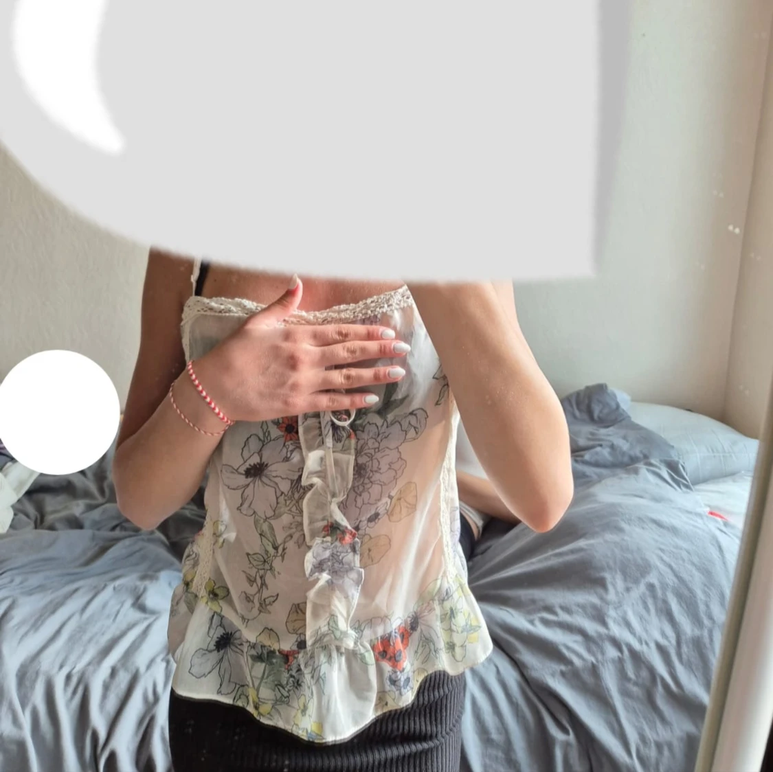 Blommig linnetopp från Miss Selfridge