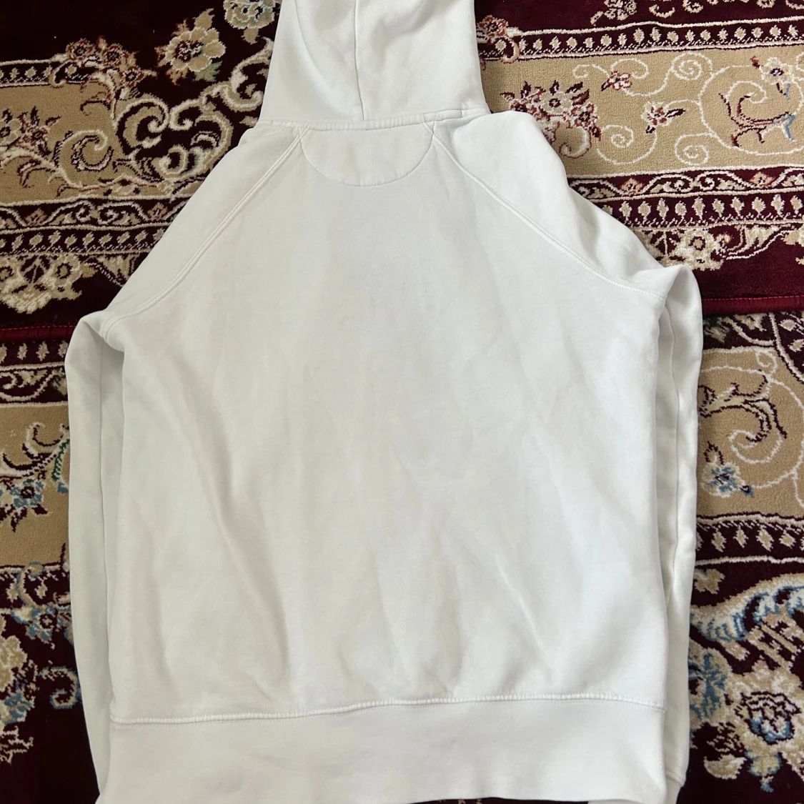 Vit hoodie från GANT med logga/ även byte - 1