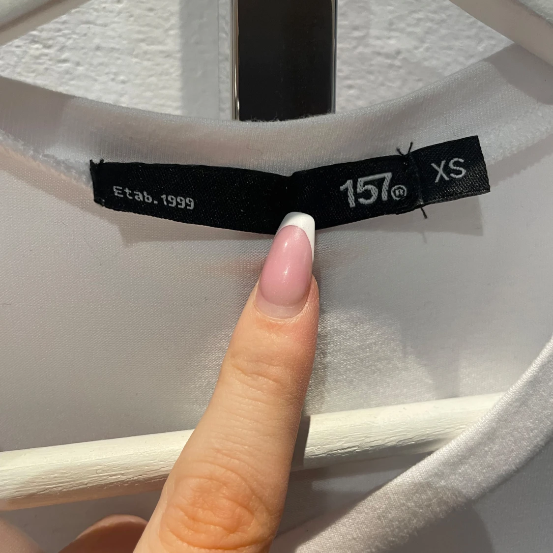 Vit t-shirt från 157 - 1