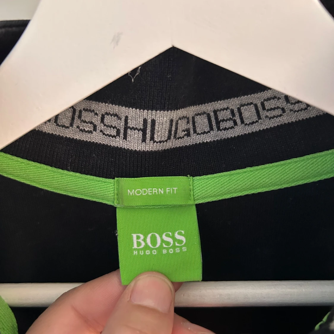 Svart tröja från Hugo Boss st L - 1