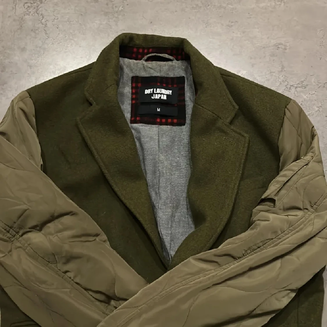 Olivgrön jacka/kofta från Dry Laundry Japan - 1